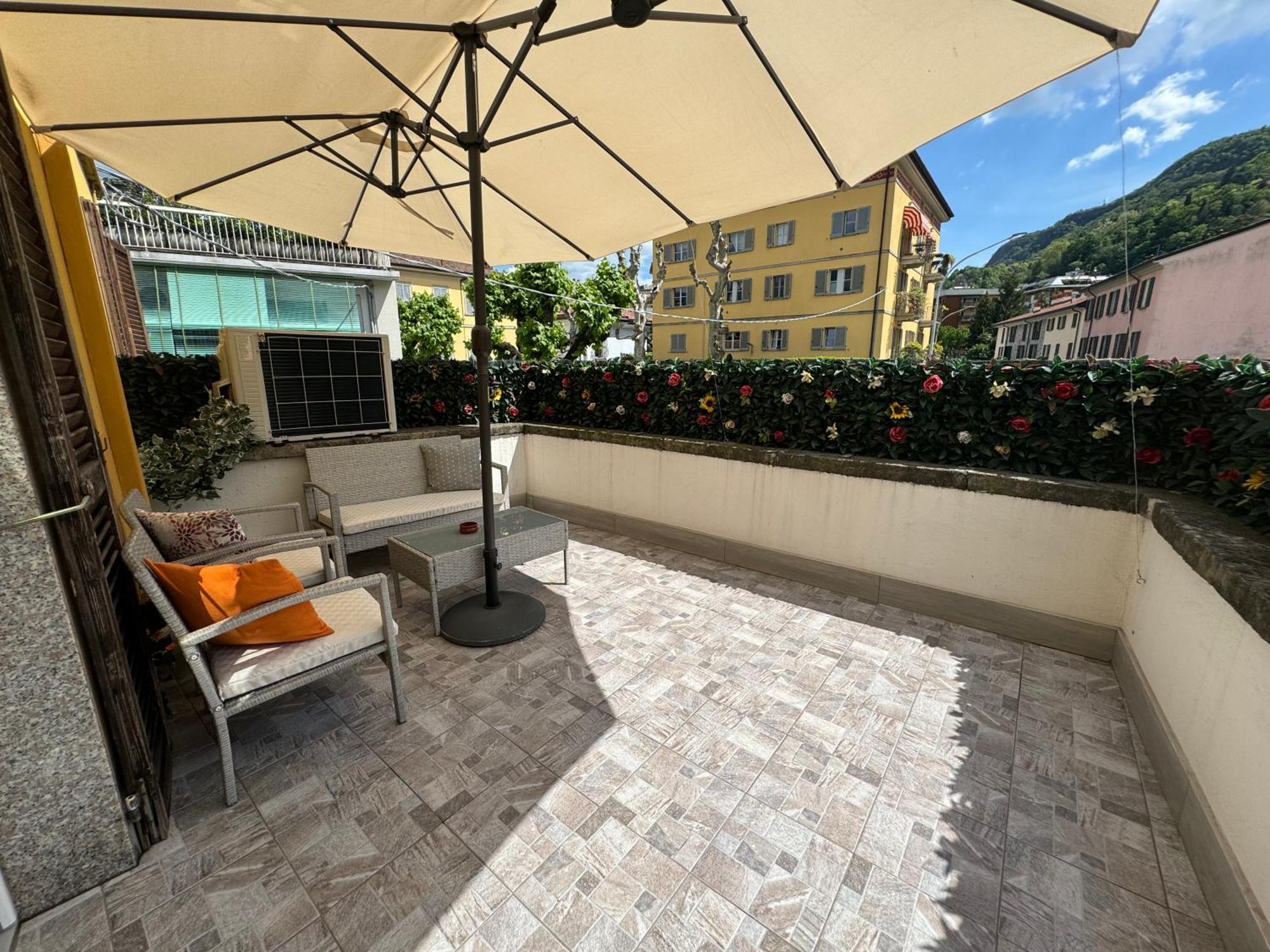 Casa L'Aquila Hotel Como Ngoại thất bức ảnh